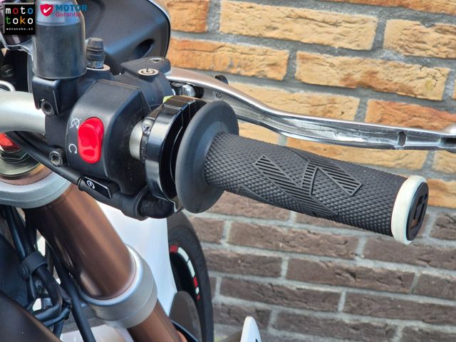 triumph - speed-triple-1050-abs