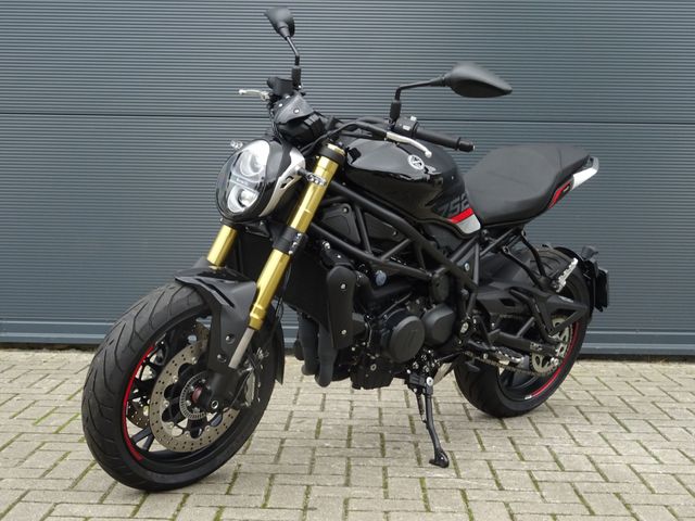 benelli - 752-s