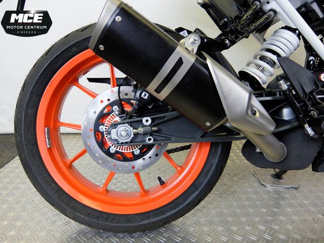 ktm - 125-duke