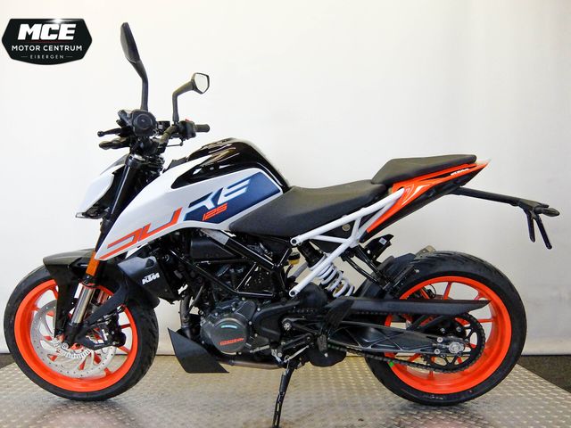 ktm - 125-duke