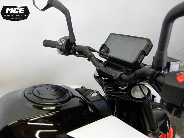 ktm - 125-duke