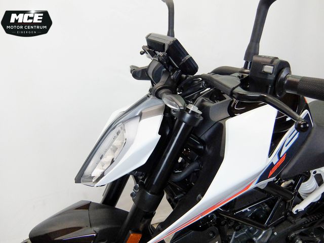 ktm - 125-duke