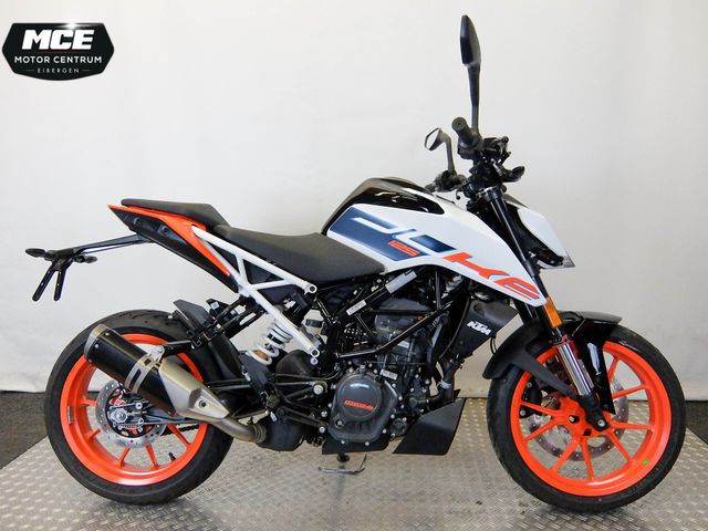 ktm - 125-duke