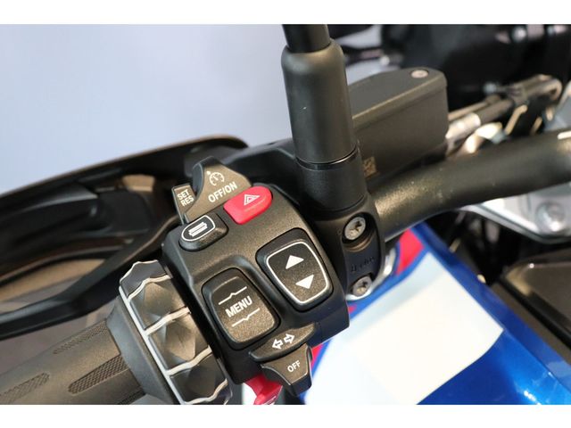bmw - r-1300-gs