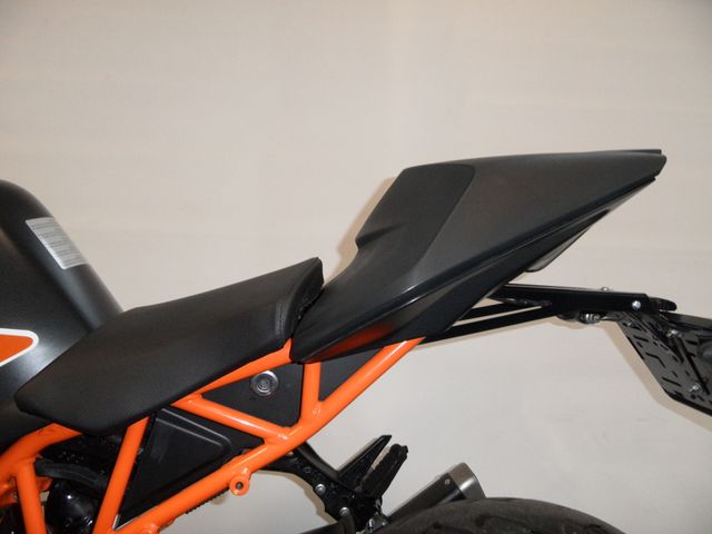 ktm - rc-390