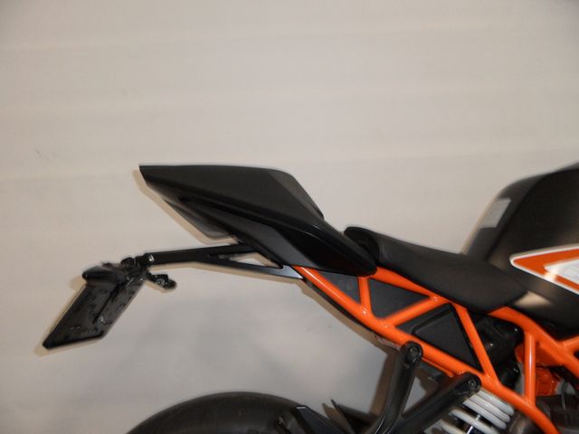 ktm - rc-390