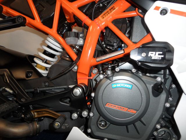 ktm - rc-390