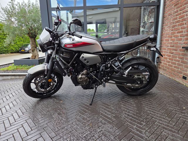 yamaha - xsr-700-abs