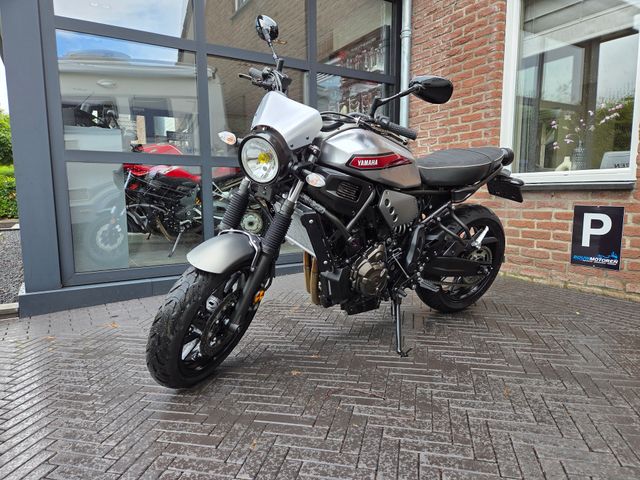 yamaha - xsr-700-abs