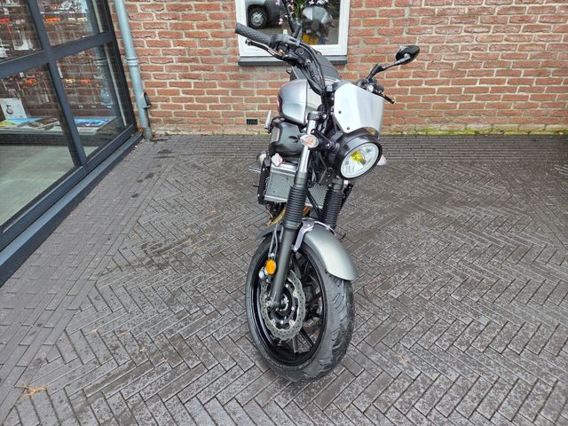 yamaha - xsr-700-abs