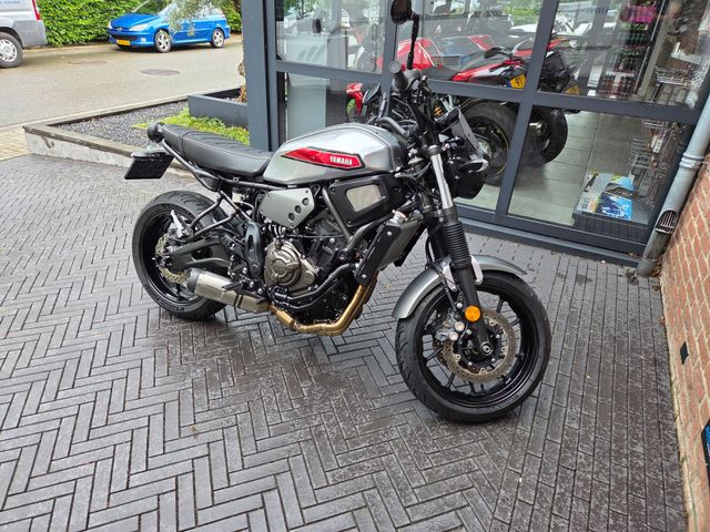 yamaha - xsr-700-abs