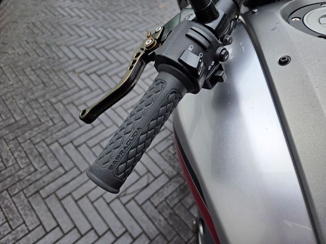 yamaha - xsr-700-abs