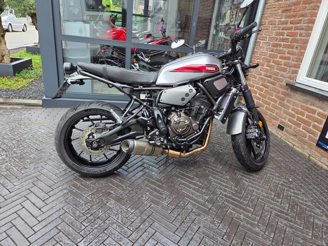 yamaha - xsr-700-abs