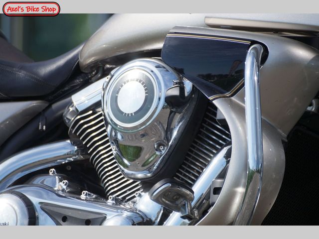 kawasaki - vn-1700-voyager