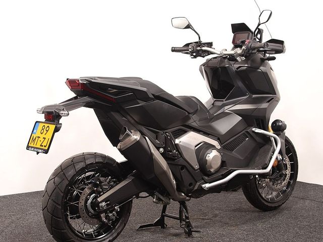 honda - x-adv