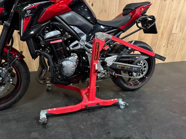 kawasaki - z900