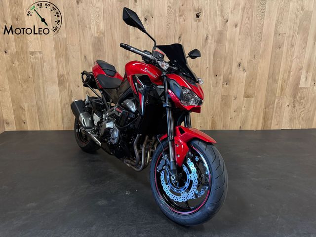 kawasaki - z900