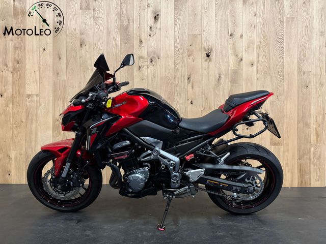 kawasaki - z900