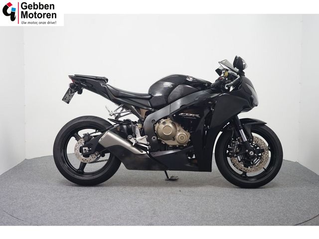 honda - cbr-1000-rr-fireblade