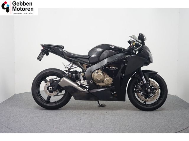 honda - cbr-1000-rr-fireblade