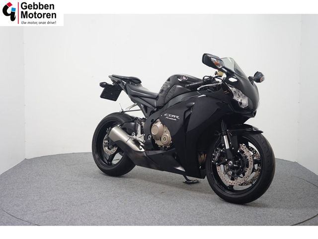 honda - cbr-1000-rr-fireblade