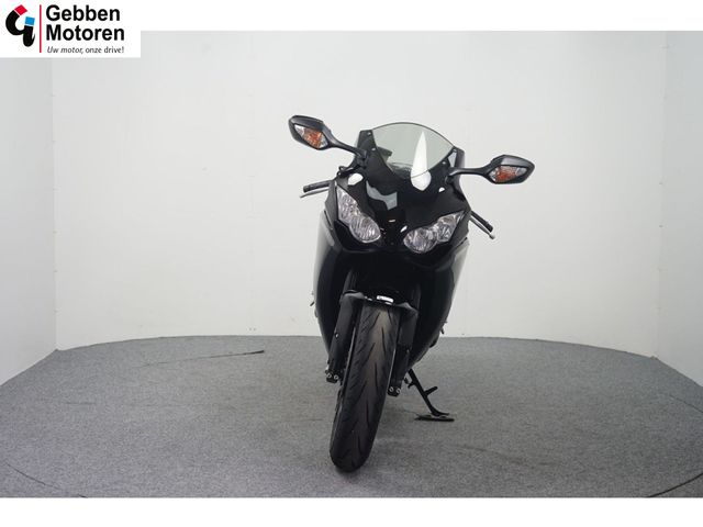 honda - cbr-1000-rr-fireblade