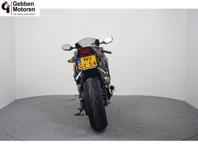 honda - cbr-1000-rr-fireblade