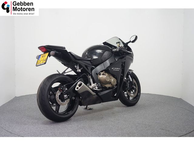 honda - cbr-1000-rr-fireblade