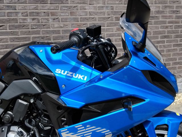 suzuki - gsx-8r