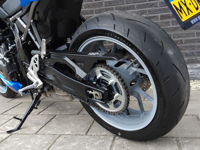 suzuki - gsx-8r