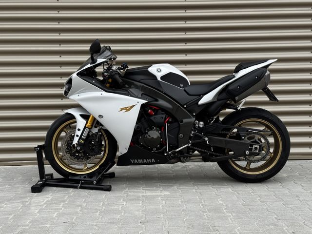 yamaha - yzf-r1