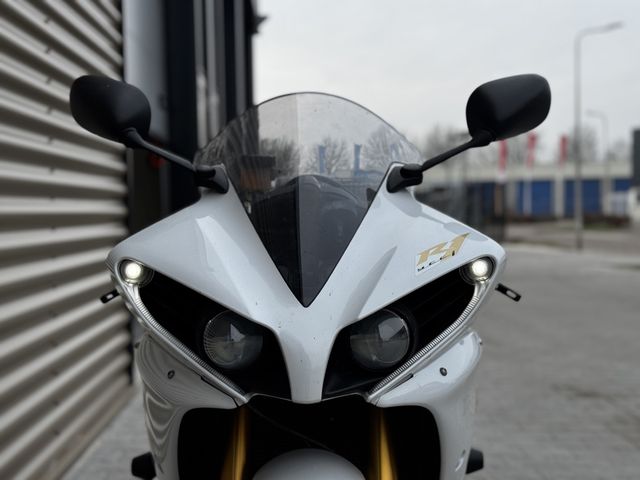 yamaha - yzf-r1