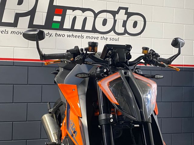 ktm - 1290-super-duke-r