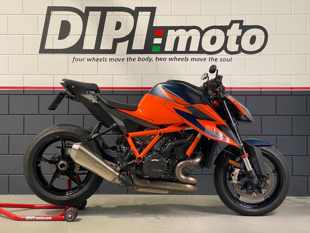 ktm - 1290-super-duke-r