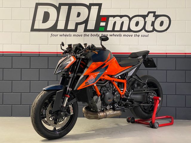 ktm - 1290-super-duke-r