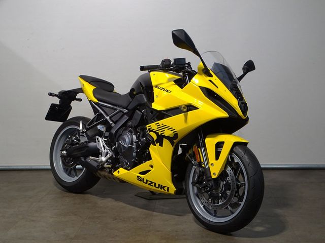suzuki - gsx-8r