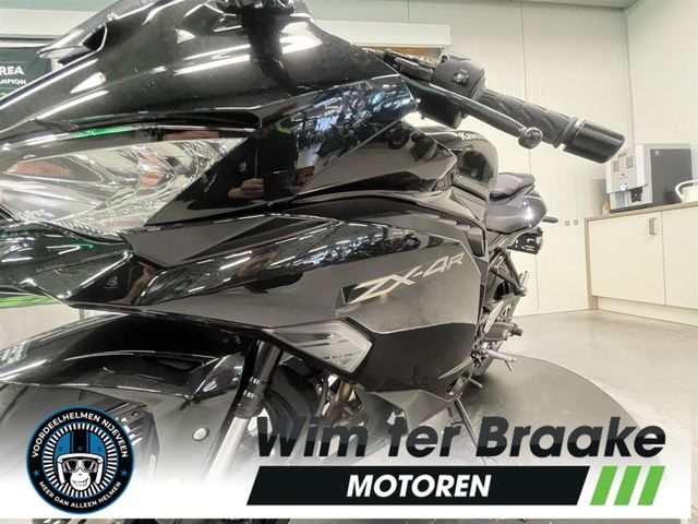 kawasaki - ninja-zx-4rr