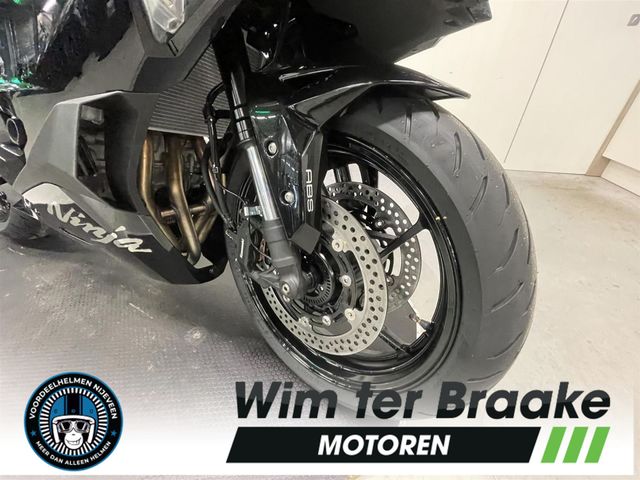 kawasaki - ninja-zx-4rr