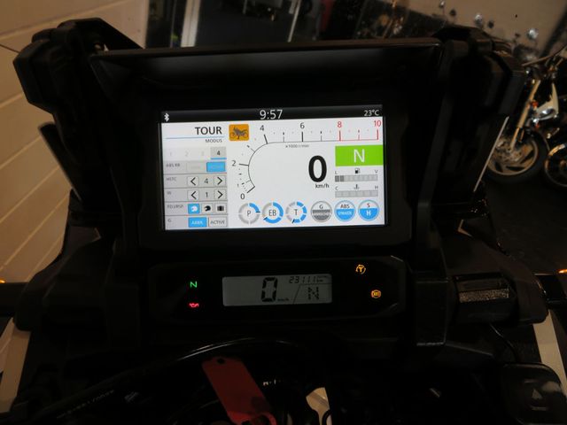 honda - crf-1100-l-africa-twin-dct