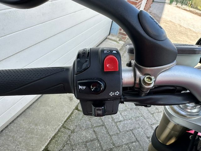 mv-agusta - brutale-910-s