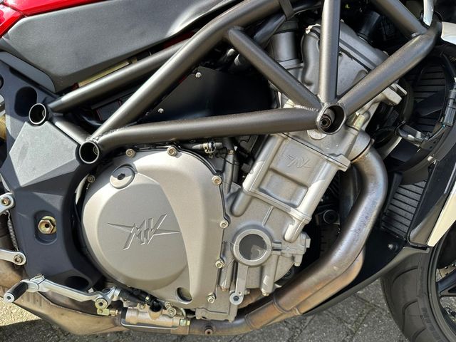 mv-agusta - brutale-910-s