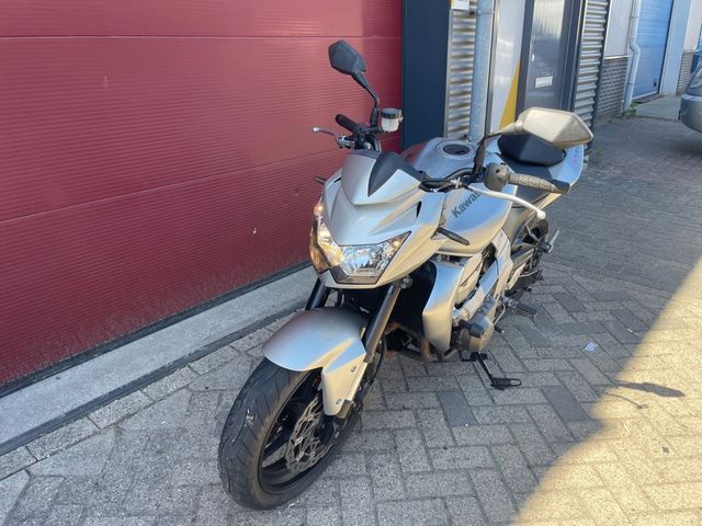 kawasaki - z-750