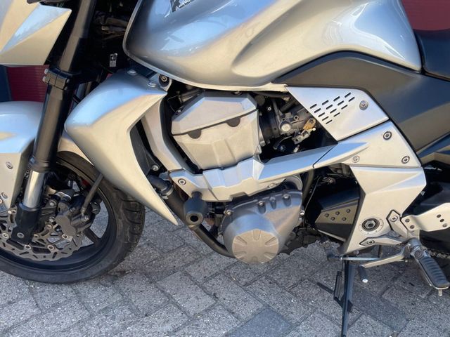 kawasaki - z-750