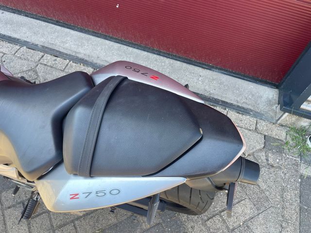 kawasaki - z-750