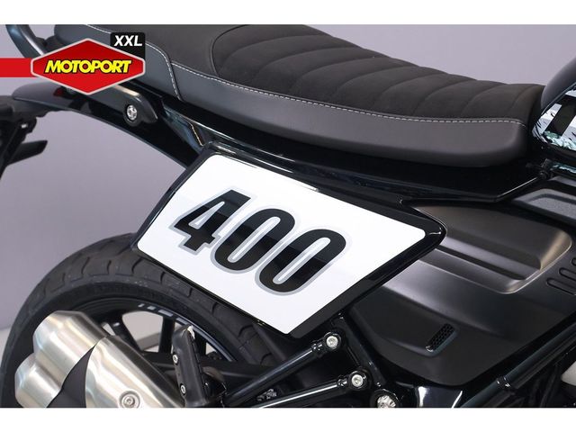 triumph - tracker-400