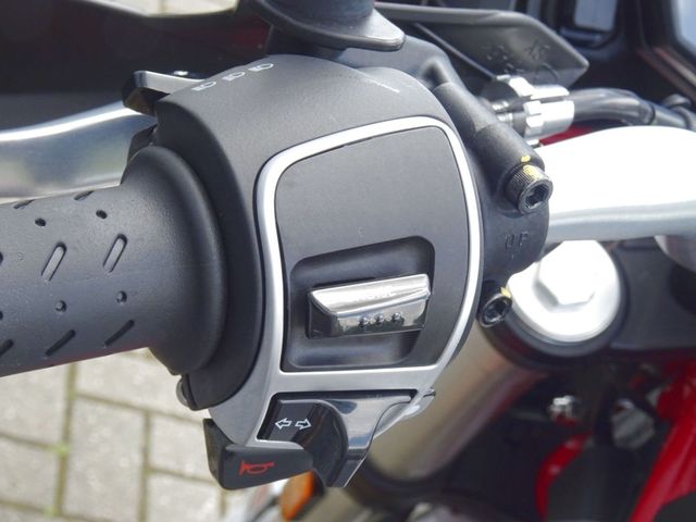 moto-guzzi - v-85-tt