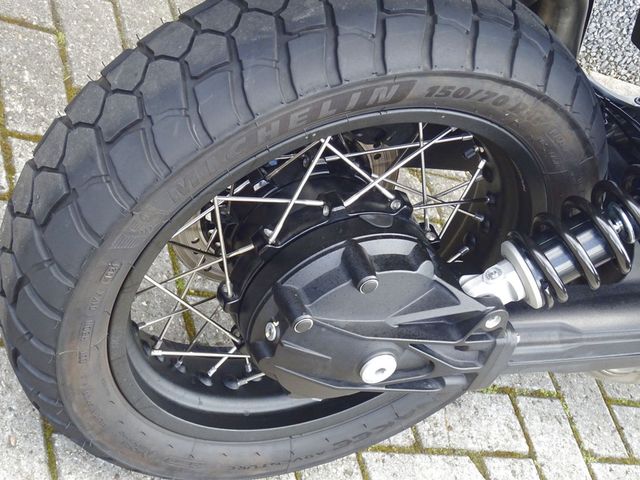 moto-guzzi - v-85-tt