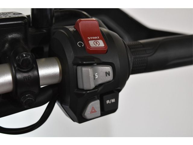 honda - crf-1000-l-africa-twin-dct