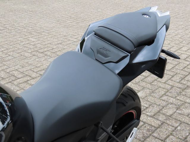 bmw - s-1000-r