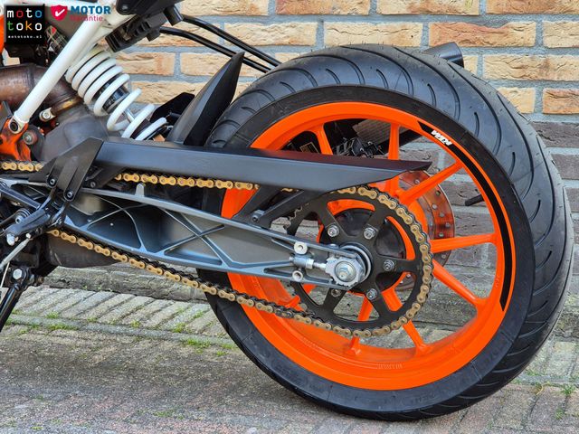 ktm - 390-duke-abs